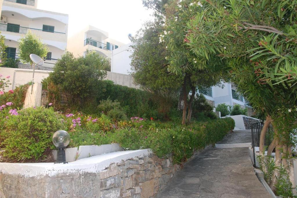Anthemis Hotel Apartments Agia Paraskevi  Bagian luar foto